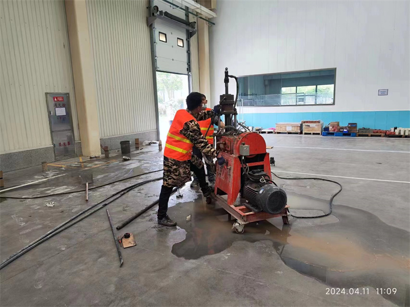 桓台厂房地面下沉塌陷注浆加固施工